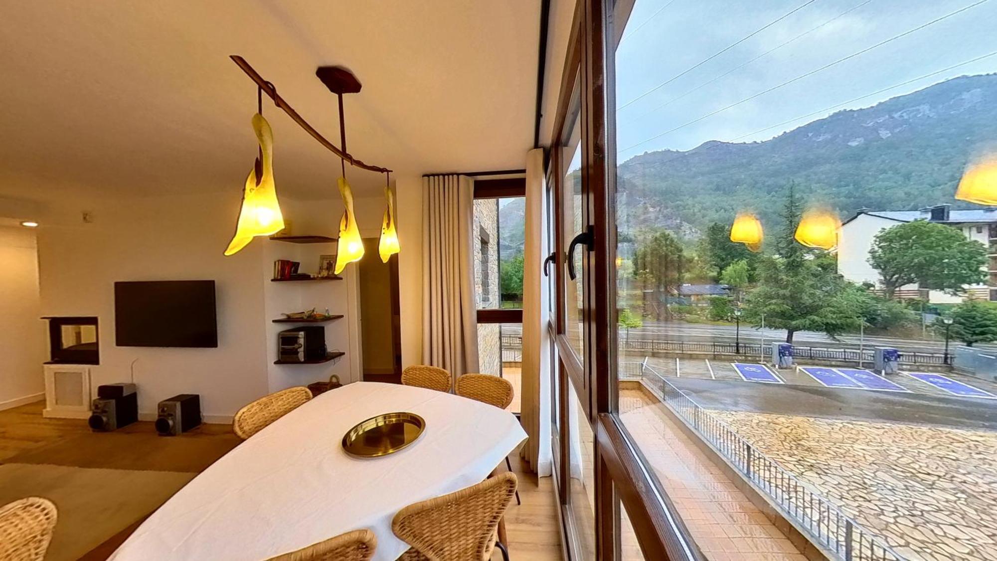 Hadar Deluxe - Tucasaenlospirineos إسكارييا المظهر الخارجي الصورة