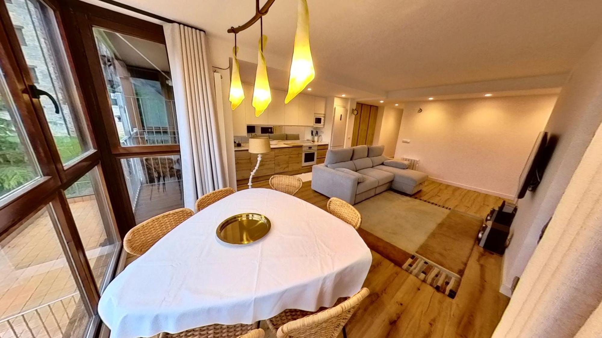 Hadar Deluxe - Tucasaenlospirineos إسكارييا المظهر الخارجي الصورة