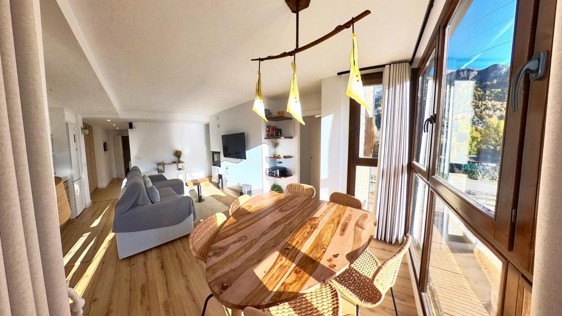 Hadar Deluxe - Tucasaenlospirineos إسكارييا المظهر الخارجي الصورة